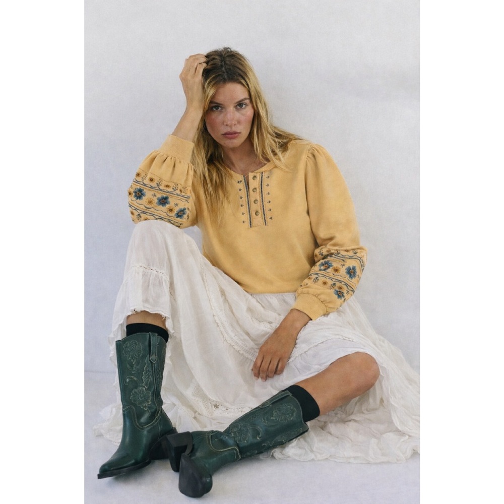 DRIFTWOOD | Mustard Embroidered Puff-Sleeve Denim Henley Sweatshirt NWT ~ Small